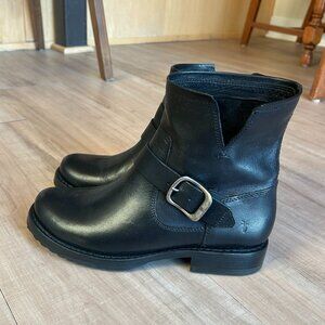 Veronica Flex Bootie